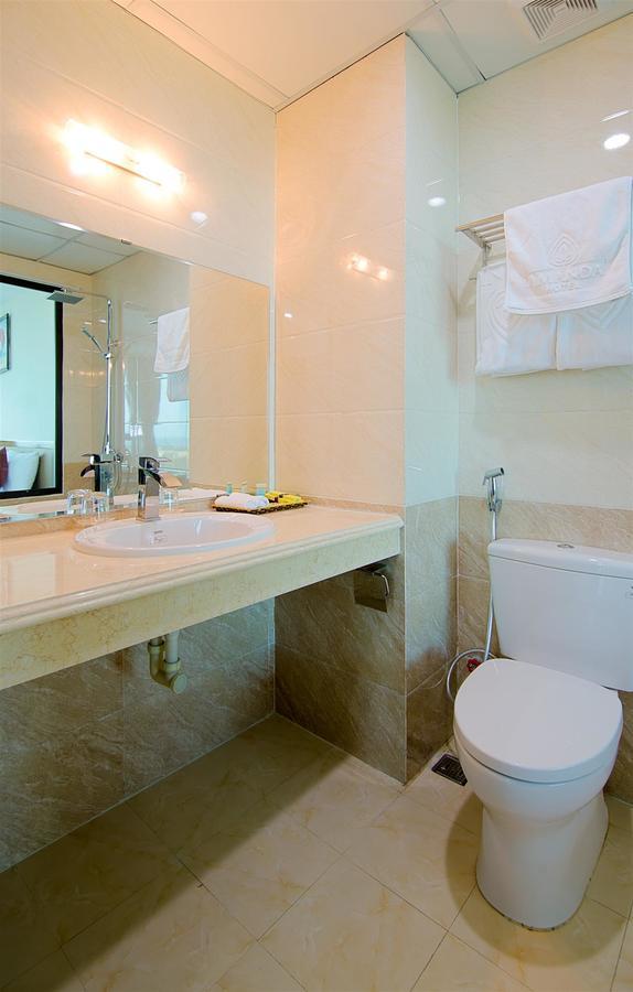 Amanda Hotel Донг Хой Екстериор снимка