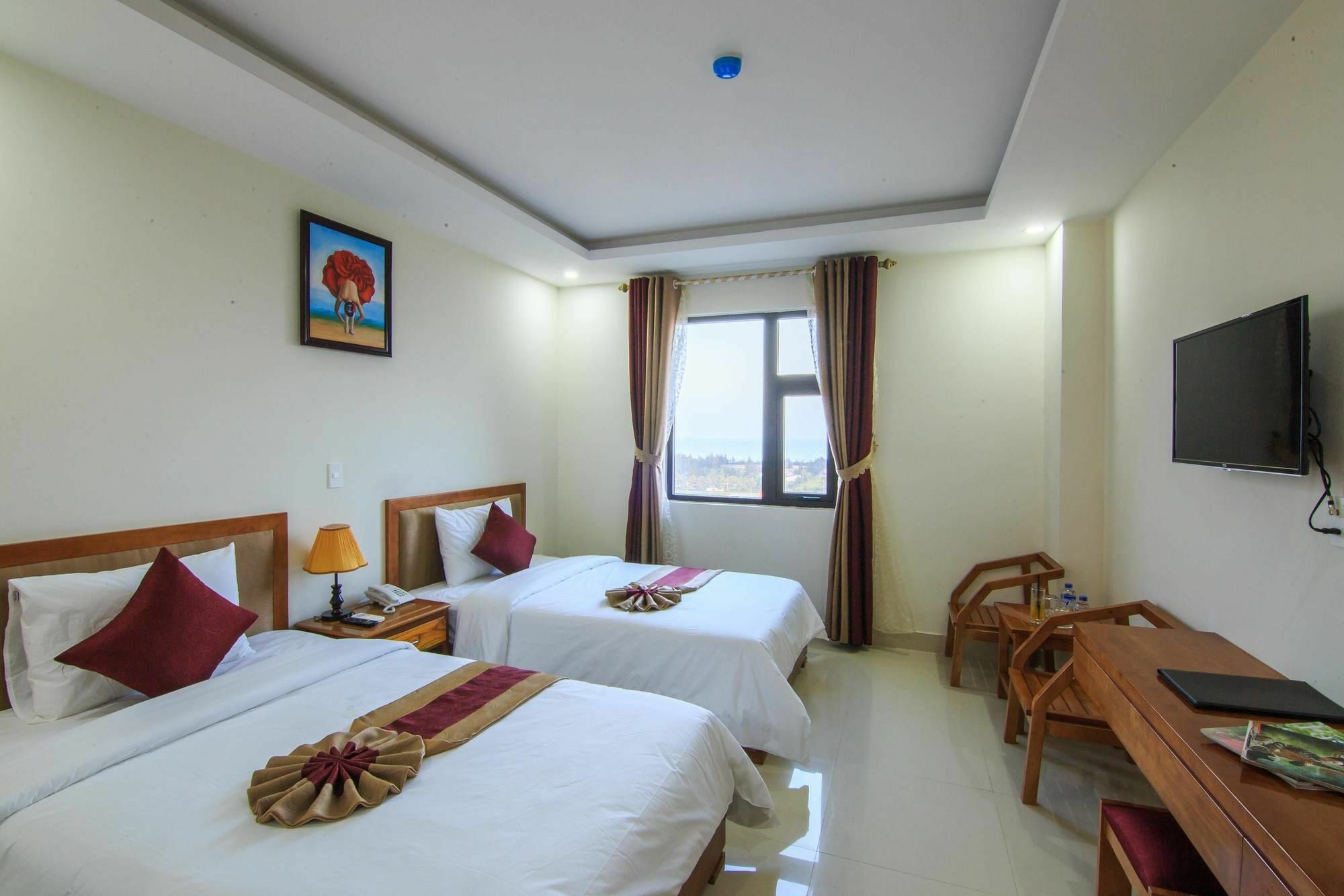Amanda Hotel Донг Хой Екстериор снимка