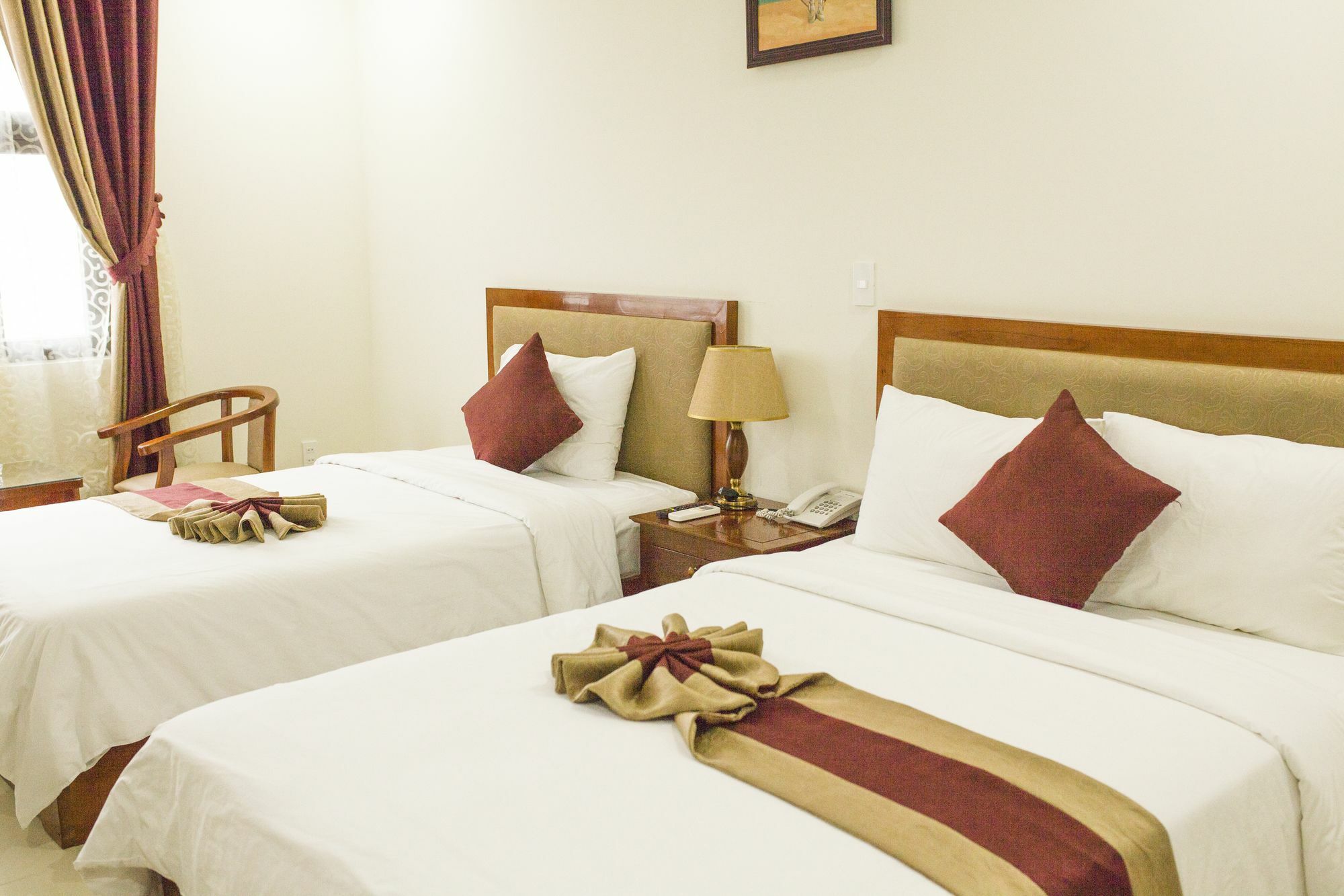 Amanda Hotel Донг Хой Екстериор снимка