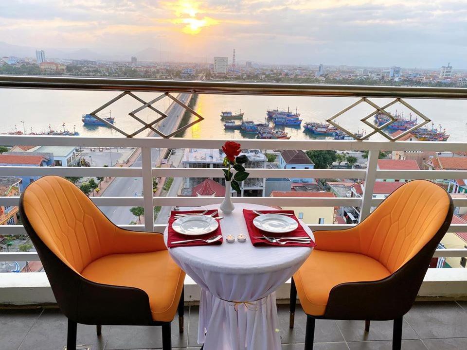 Amanda Hotel Донг Хой Екстериор снимка