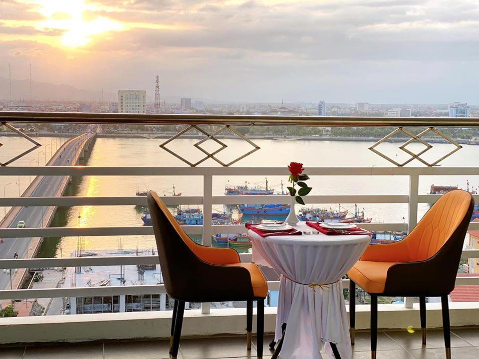 Amanda Hotel Донг Хой Екстериор снимка